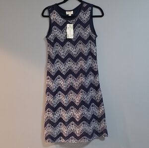 Stylish Navy and White Chevron Midi Dress